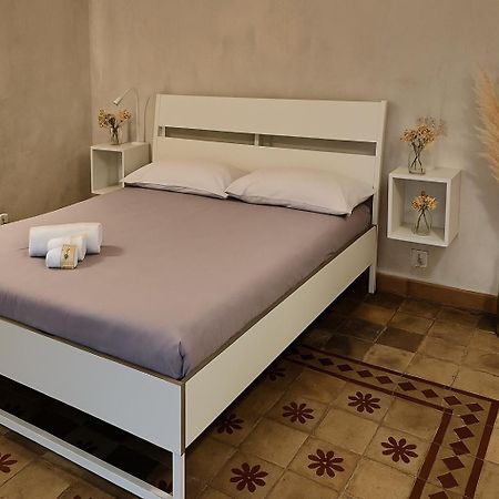 Maniace 57, Ortigia Historic Center, 200 Mt From The Beach Syrakusa Exteriör bild