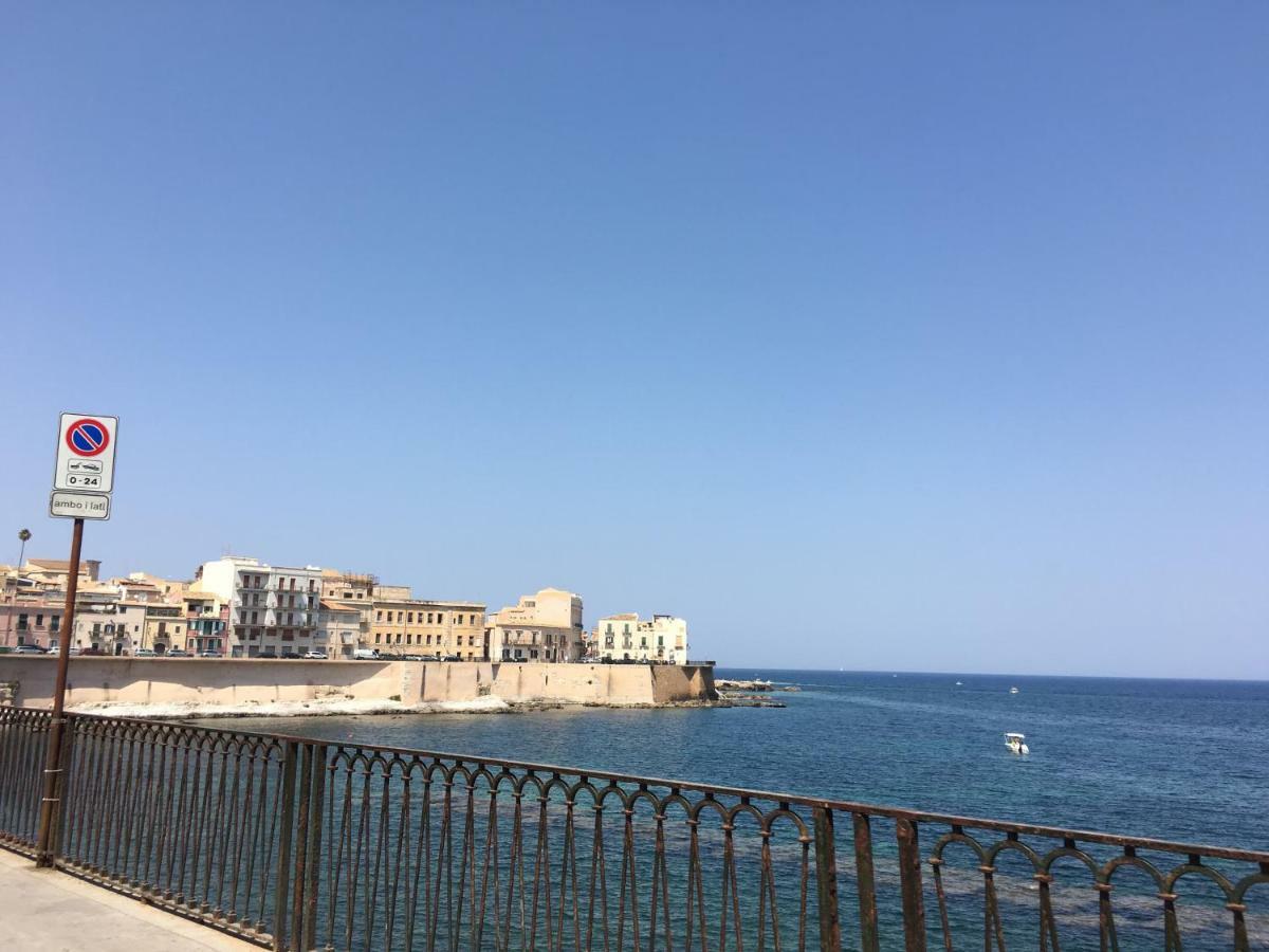 Maniace 57, Ortigia Historic Center, 200 Mt From The Beach Syrakusa Exteriör bild